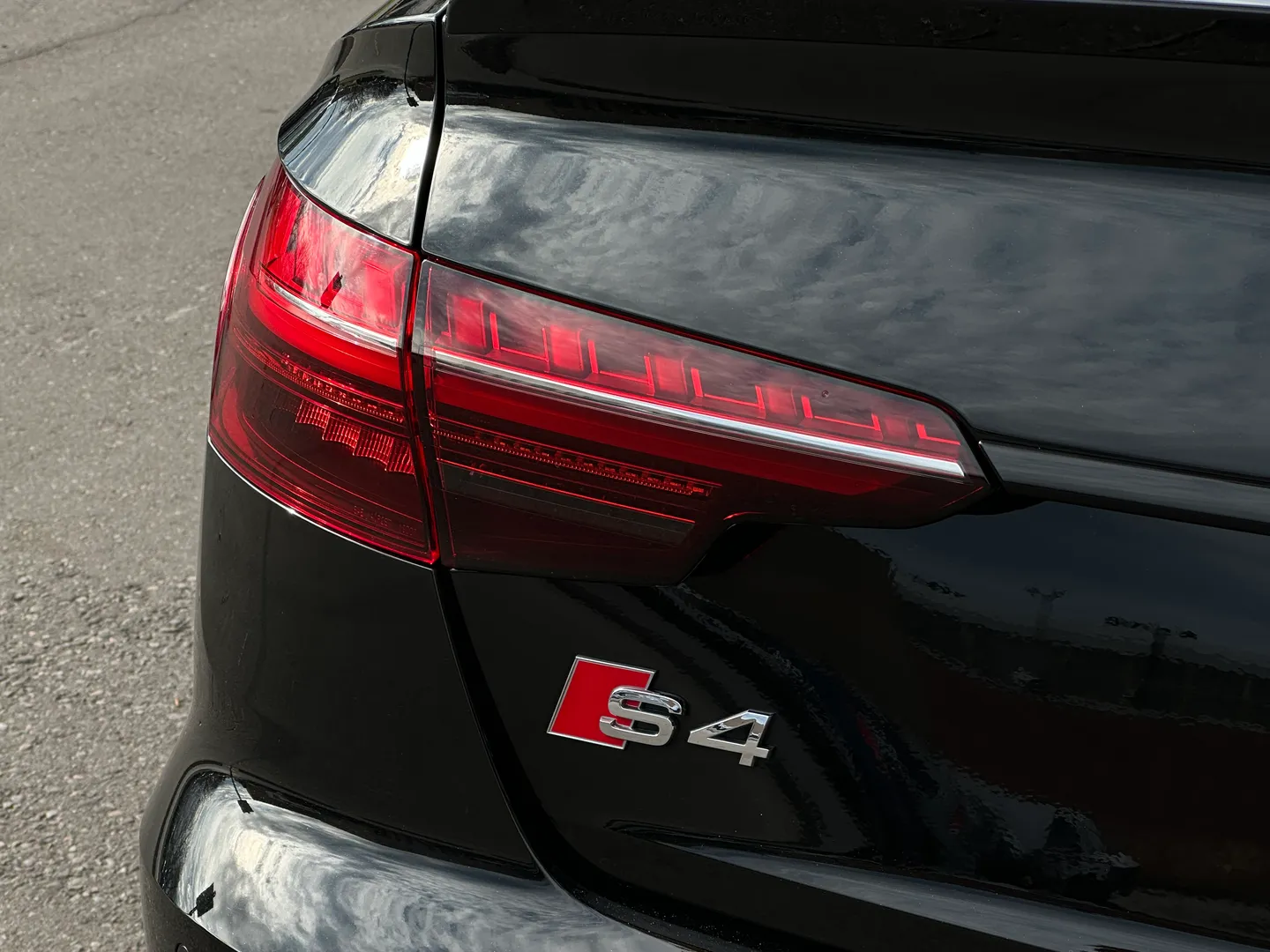 Audi S4  — photo 20
