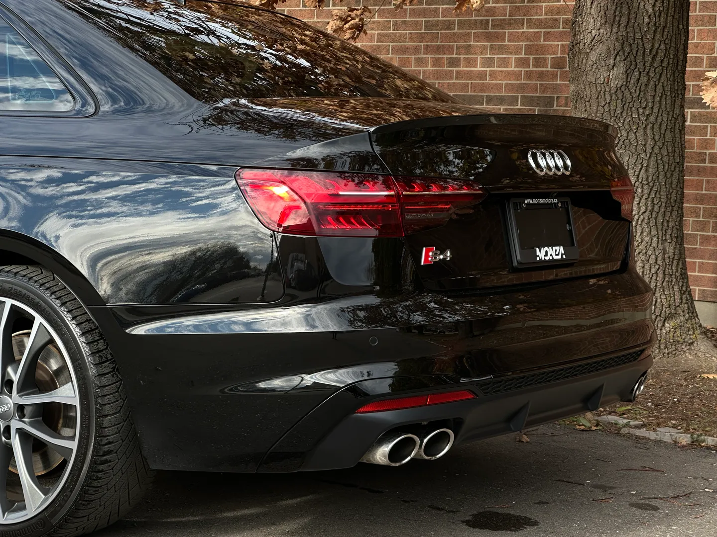 Audi S4  — photo 23
