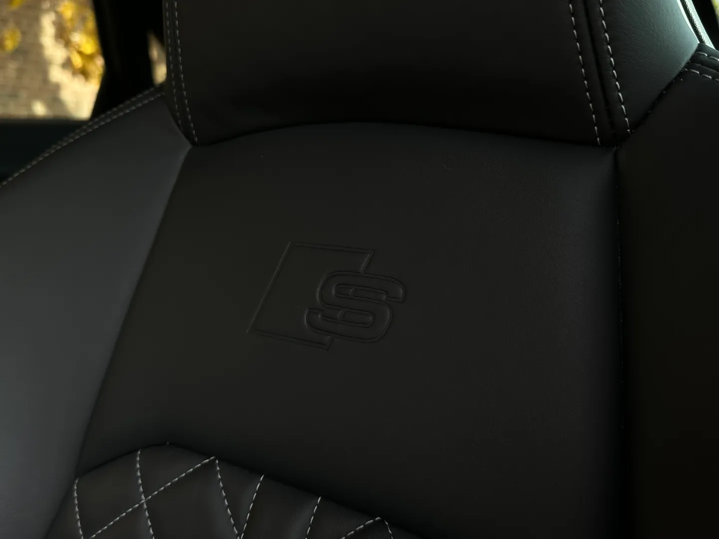 Audi S4  — photo 31