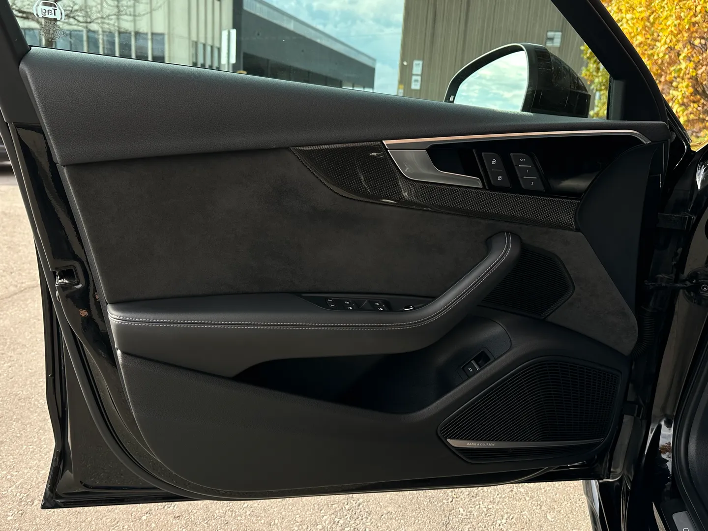Audi S4  — photo 36