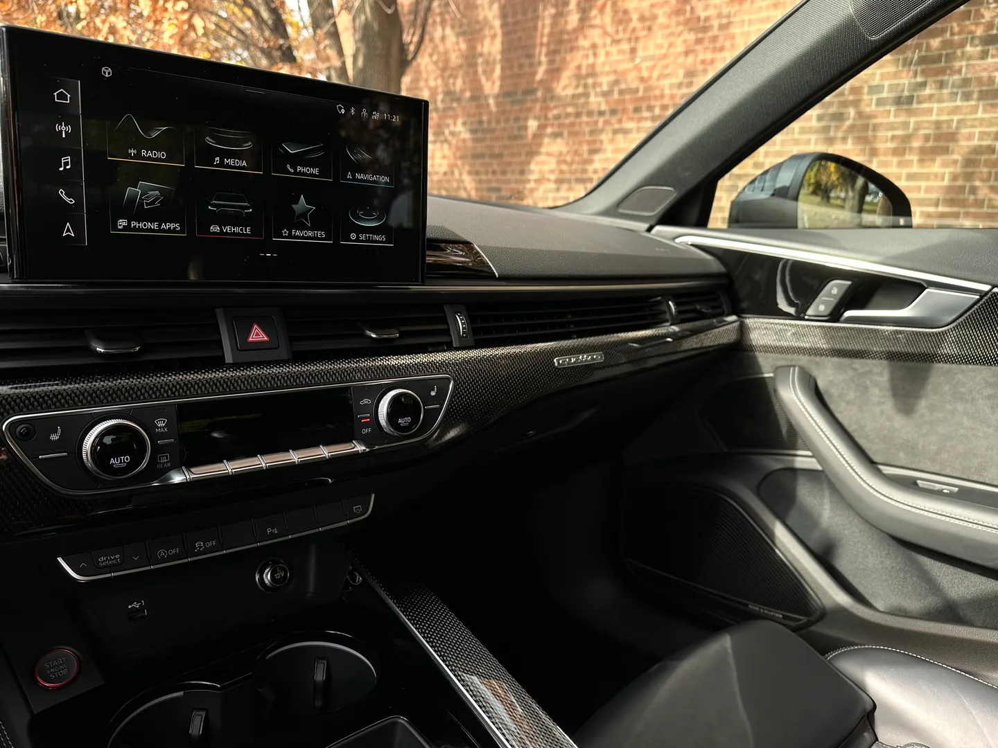 Audi S4  — photo 42