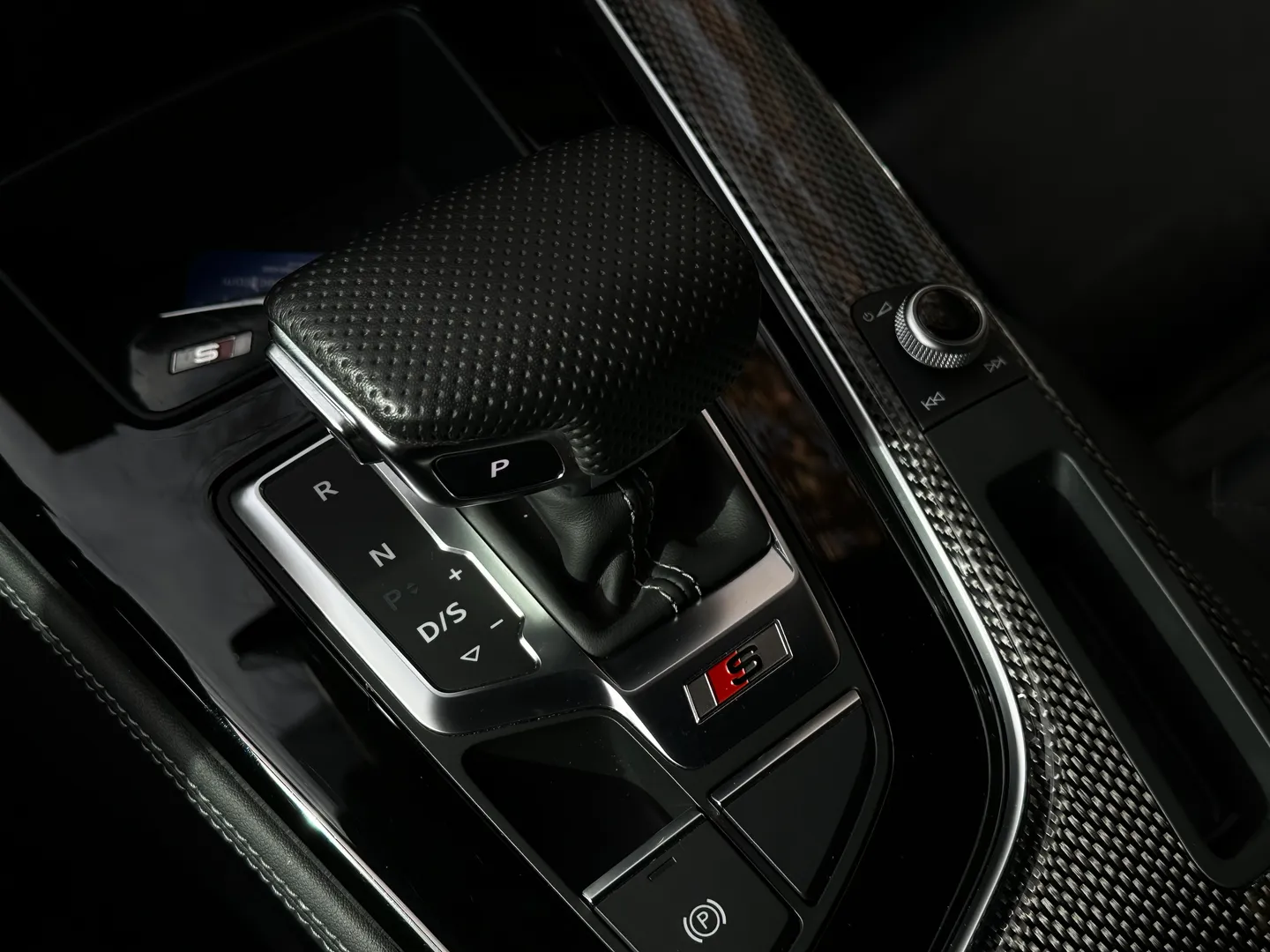 Audi S4  — photo 44