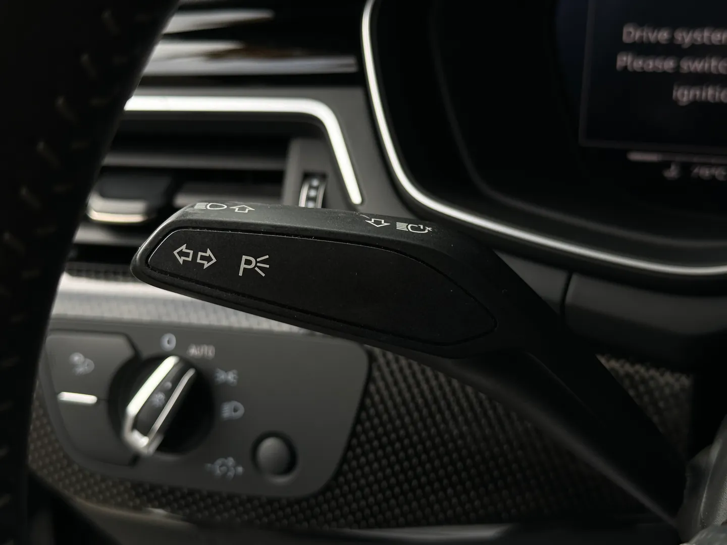 Audi S4  — photo 76