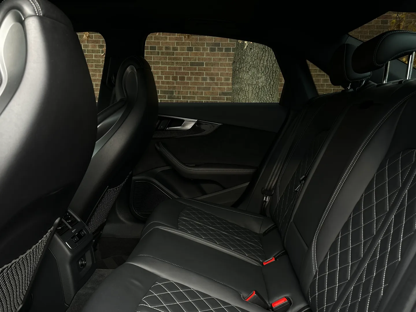 Audi S4  — photo 80