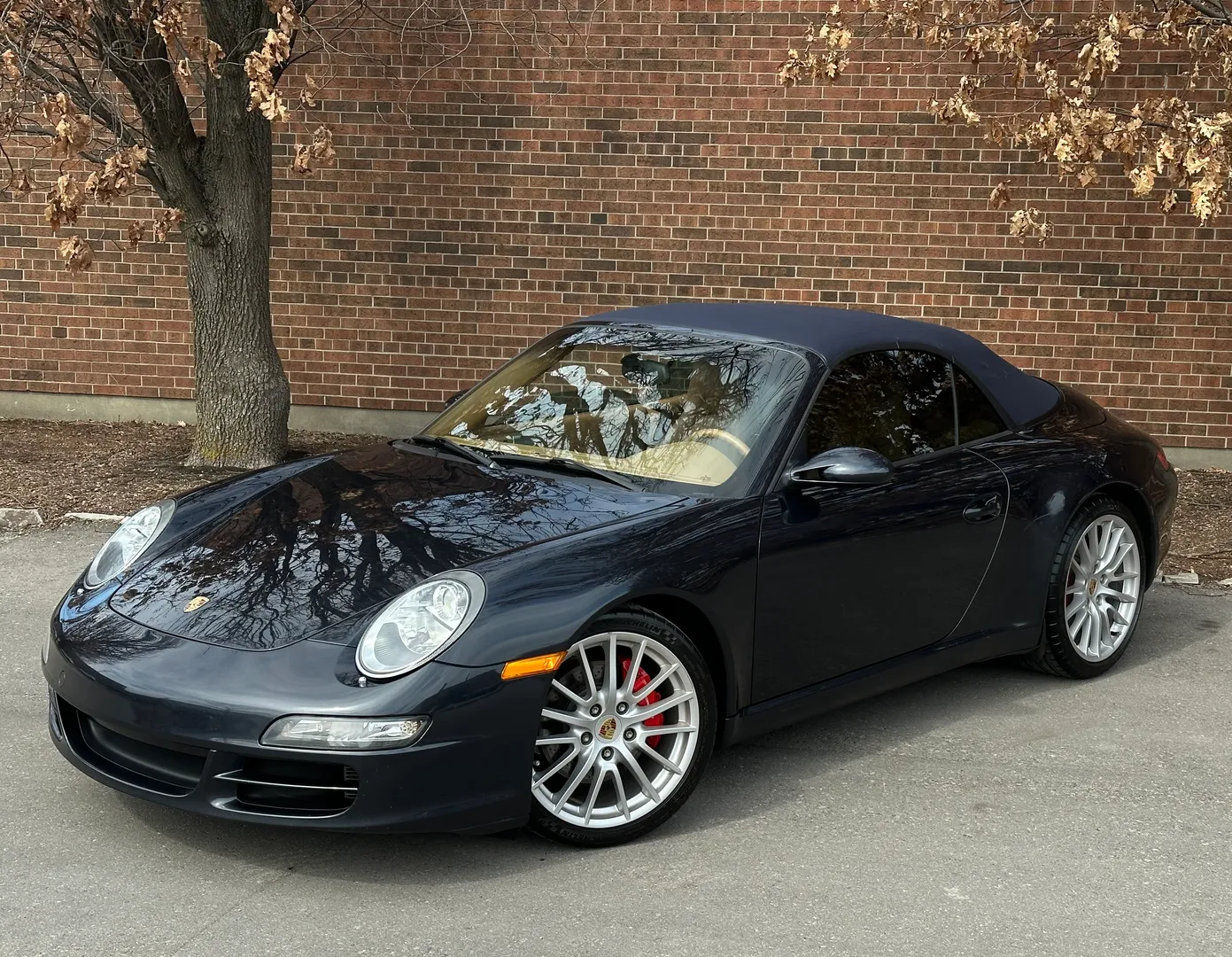 Porsche 911 Carrera S 6 Speed Manual Cabriolet — photo 4
