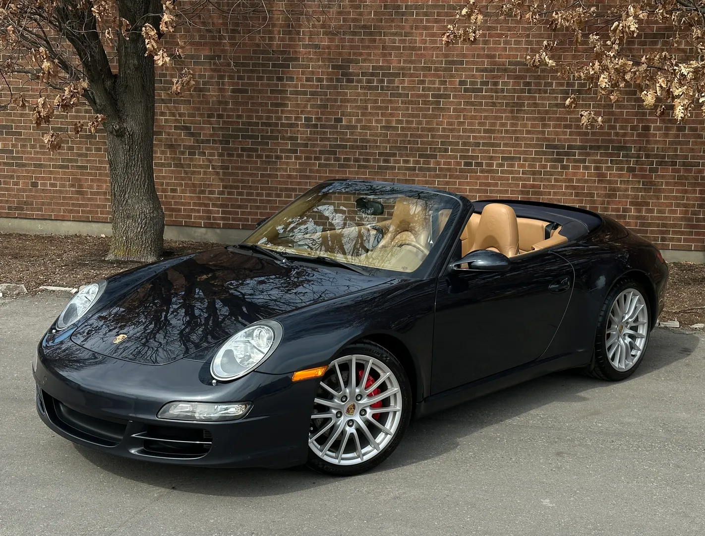 Porsche 911 Carrera S 6 Speed Manual Cabriolet — photo 2