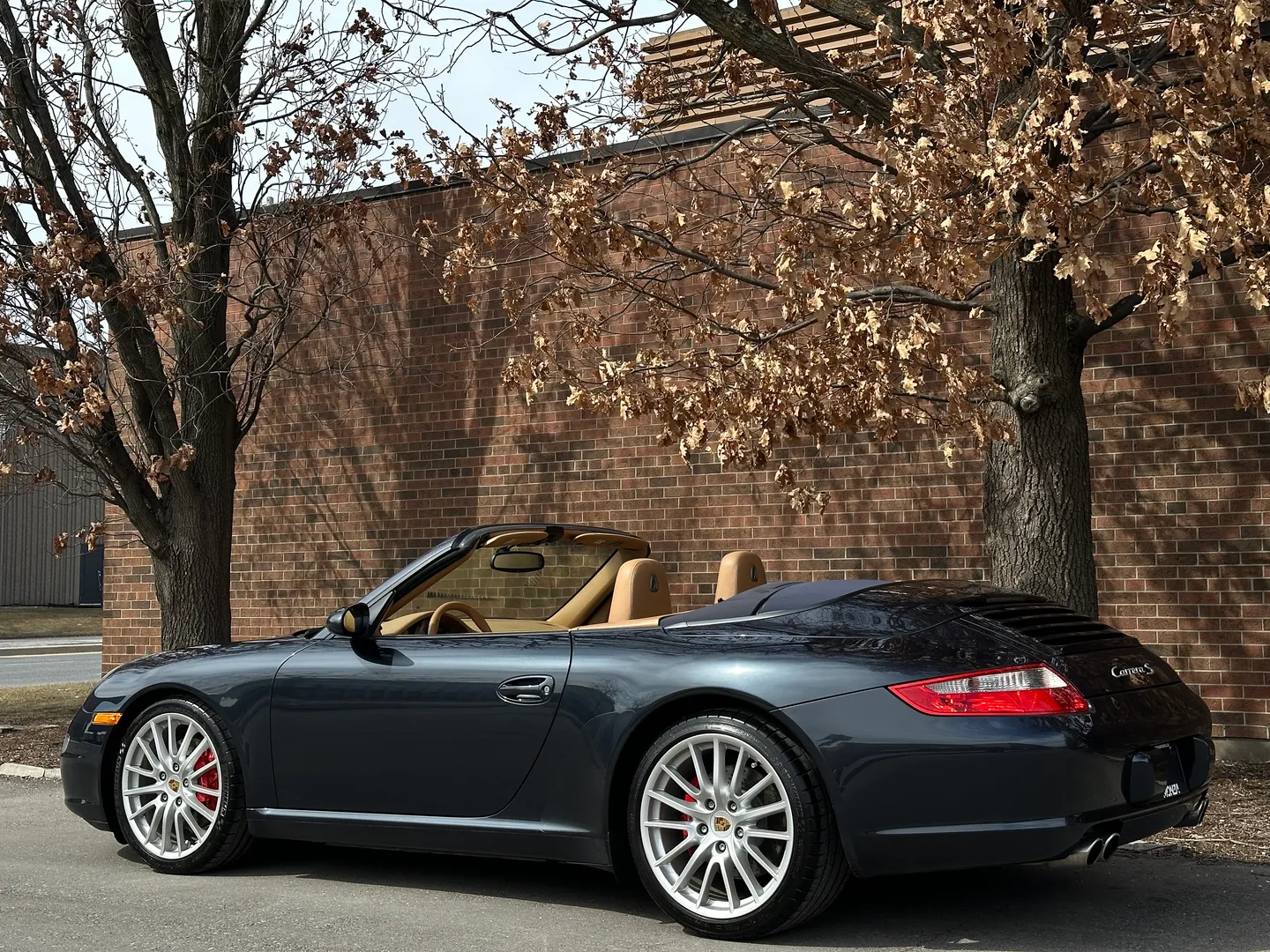 Porsche 911 Carrera S 6 Speed Manual Cabriolet — photo 39