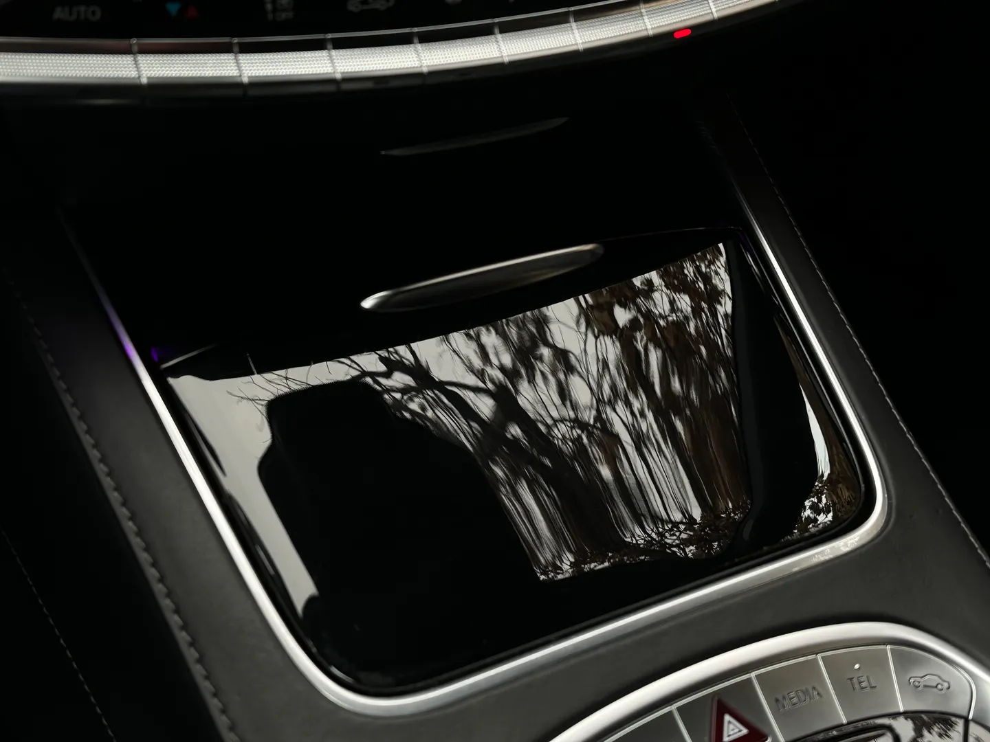 Mercedes Benz S63 AMG Sedan — photo 47
