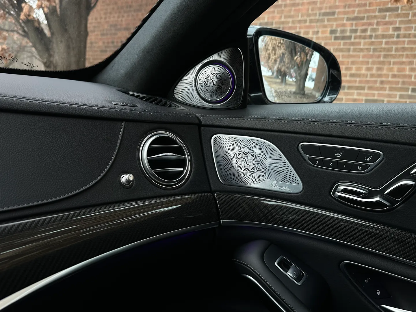 Mercedes Benz S63 AMG Sedan — photo 55