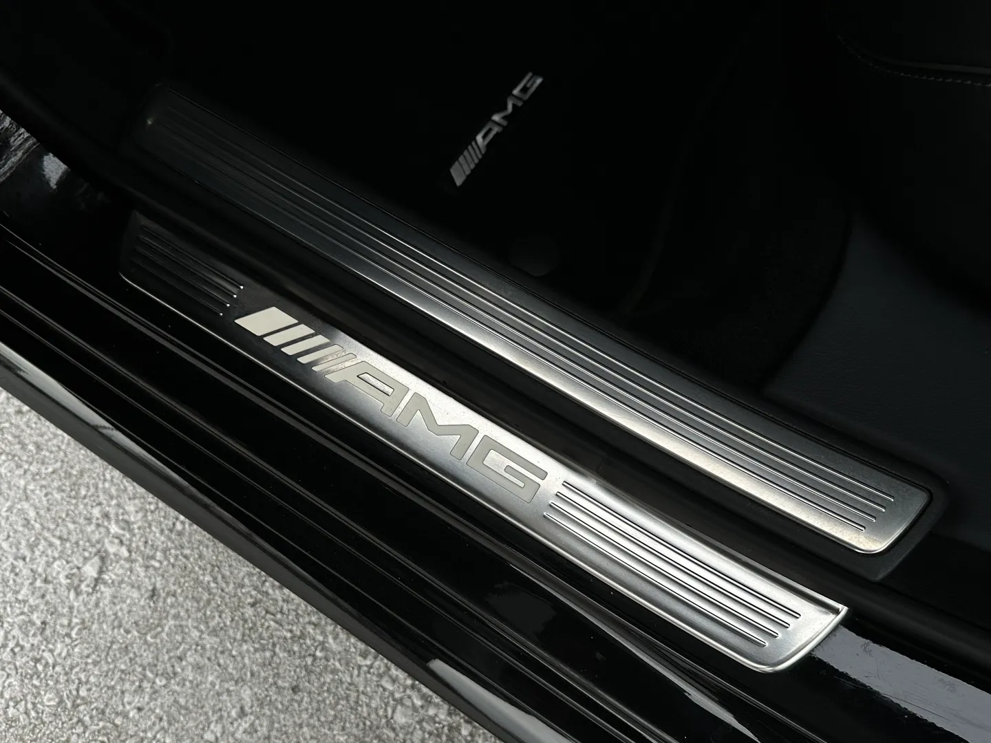 Mercedes Benz S63 AMG Sedan — photo 90