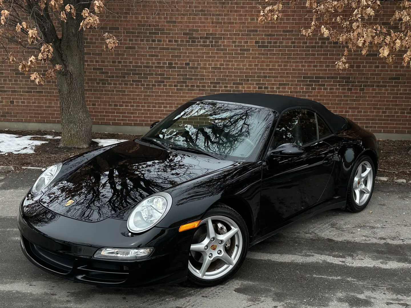Porsche 911 Carrera 4 6 Speed Manual Cabriolet — photo 4