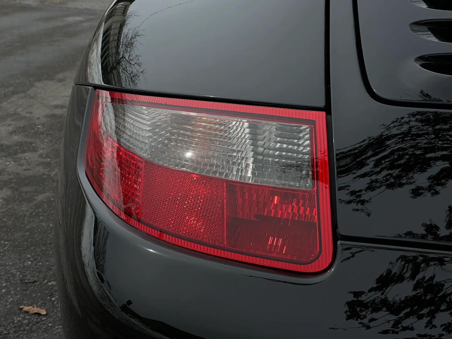 Porsche 911 Carrera 4 6 Speed Manual Cabriolet — photo 26