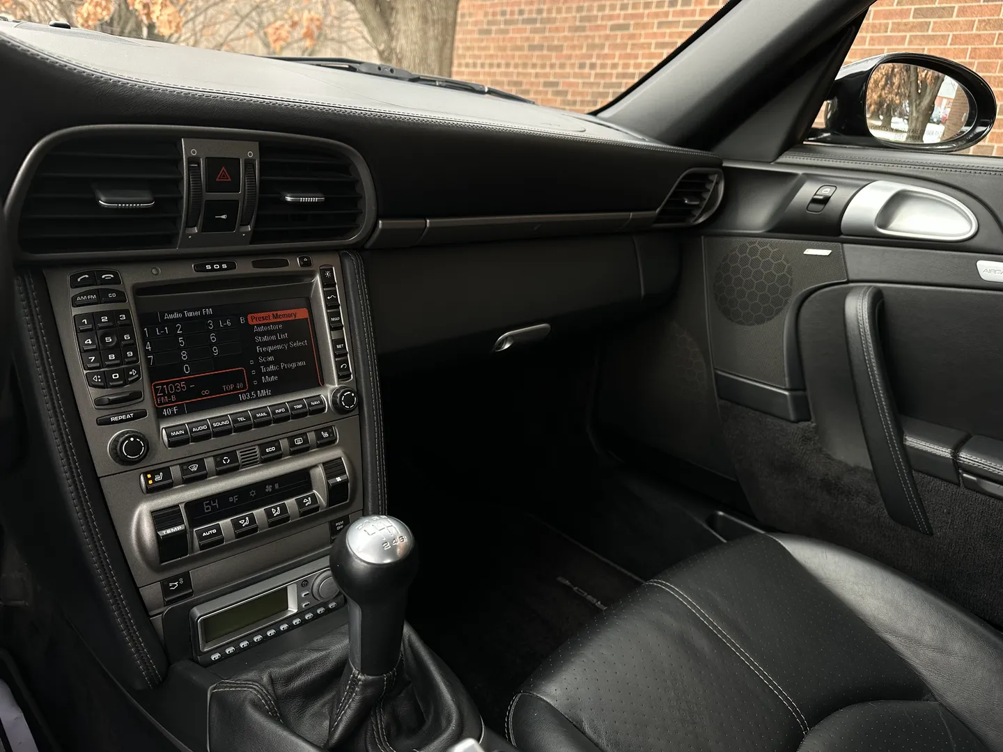 Porsche 911 Carrera 4 6 Speed Manual Cabriolet — photo 56