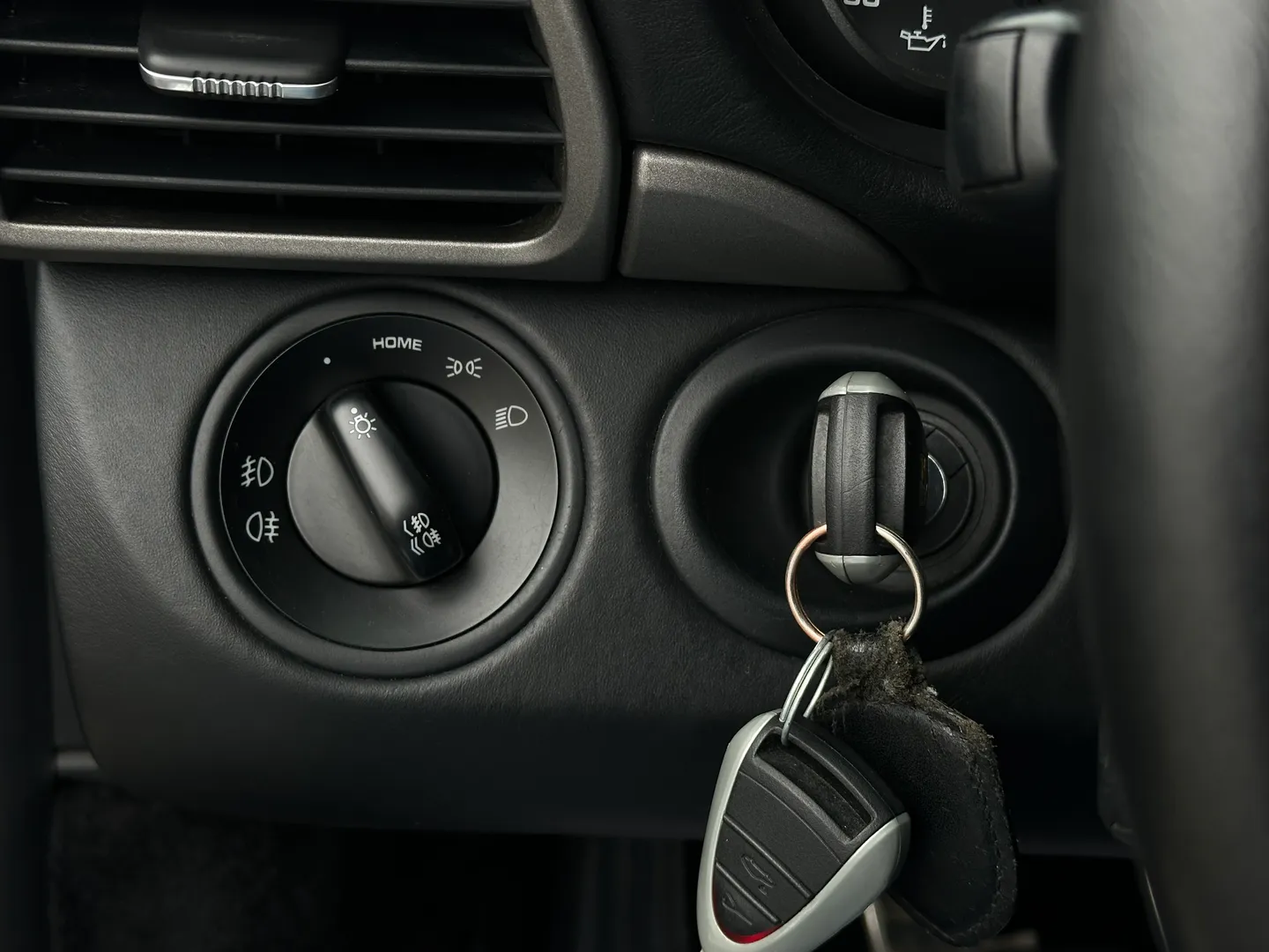 Porsche 911 Carrera 4 6 Speed Manual Cabriolet — photo 77