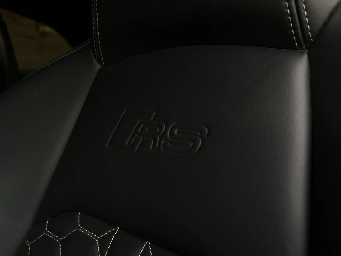 Audi RS5 Coupe — photo 39