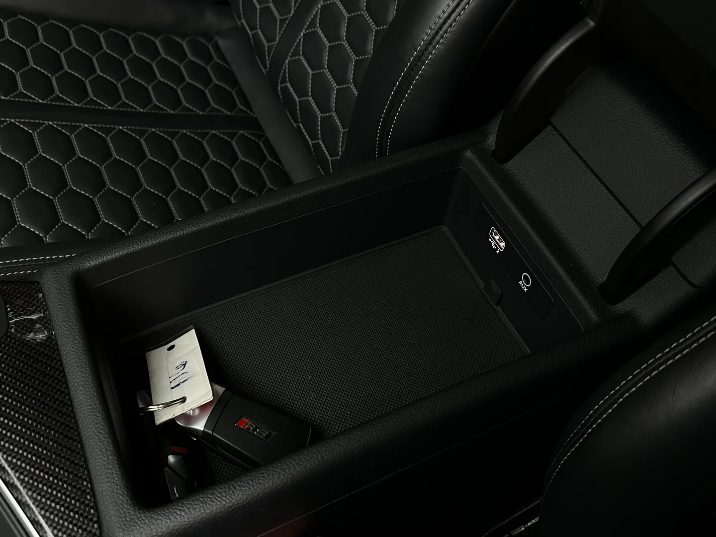 Audi RS5 Coupe — photo 60