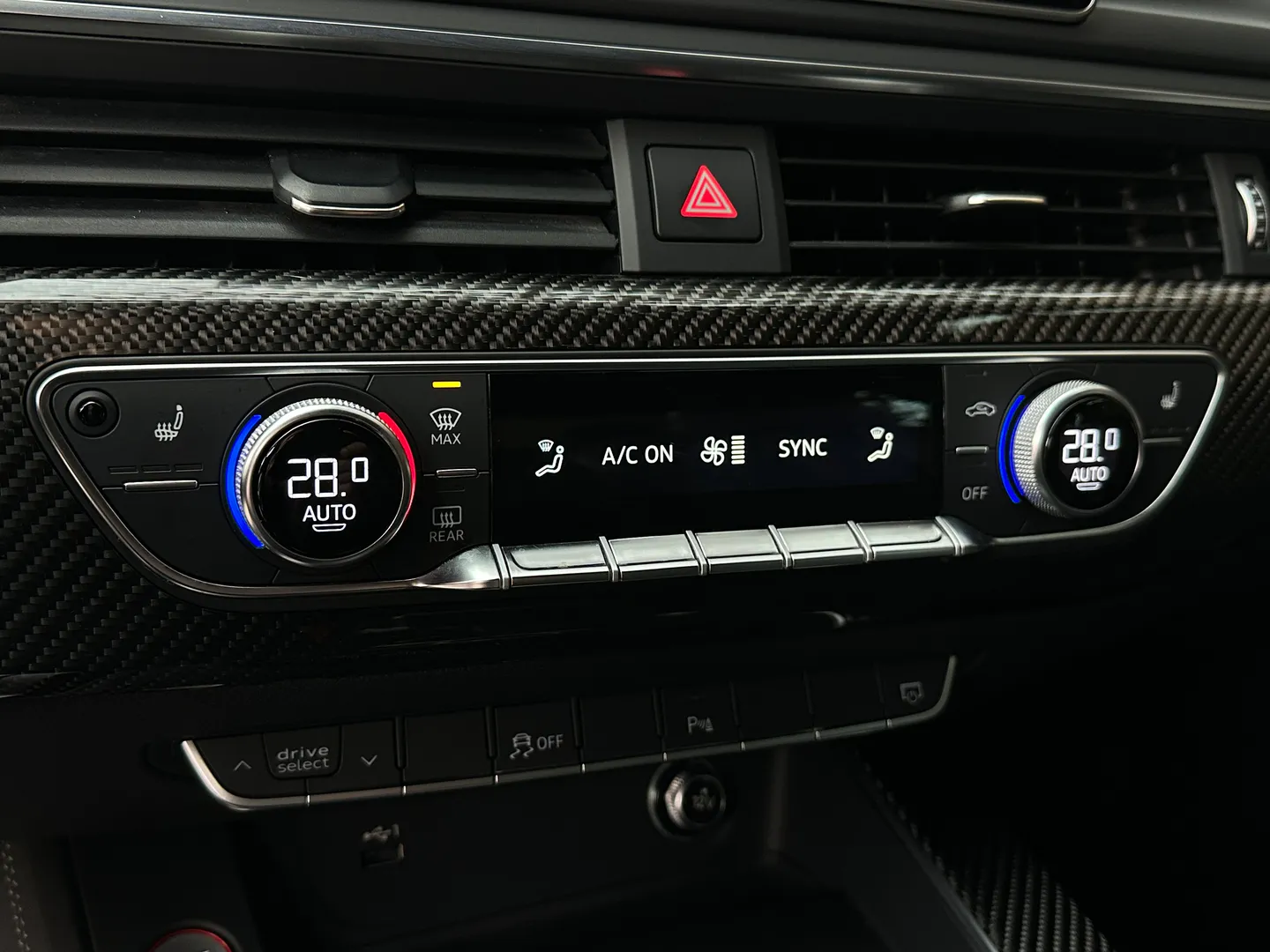 Audi RS5 Coupe — photo 61