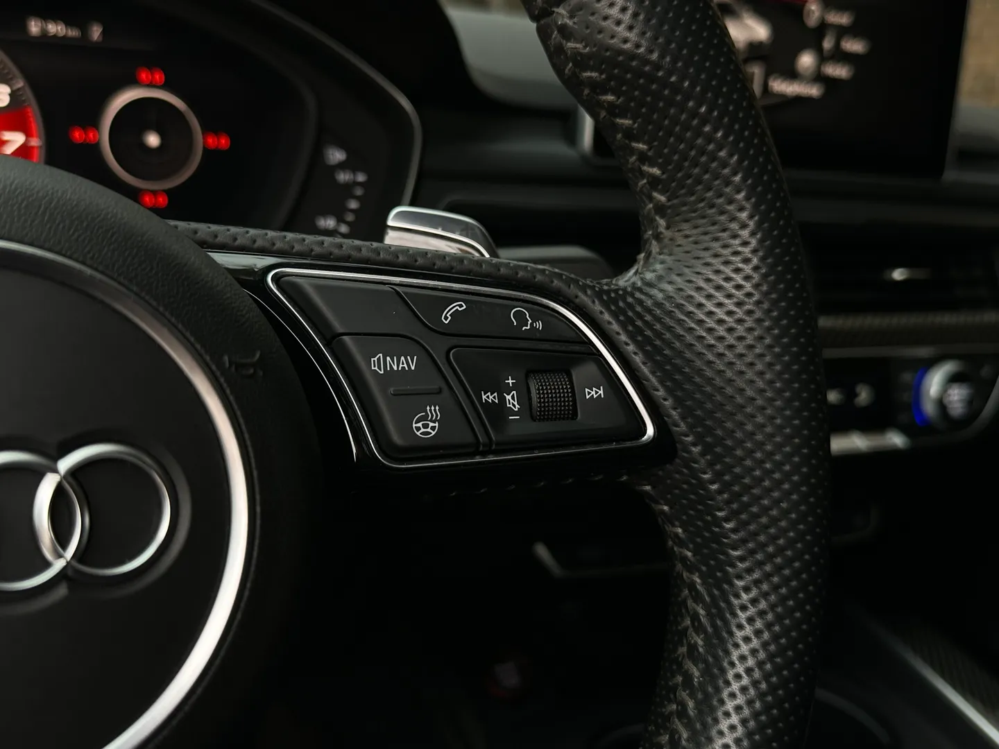 Audi RS5 Coupe — photo 85