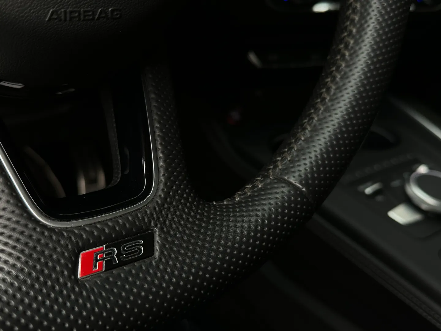 Audi RS5 Coupe — photo 86