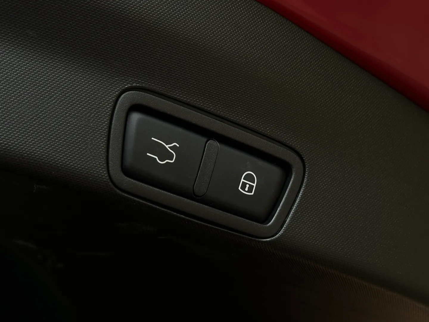 Alfa Romeo Stelvio Quadrifoglio  — photo 28
