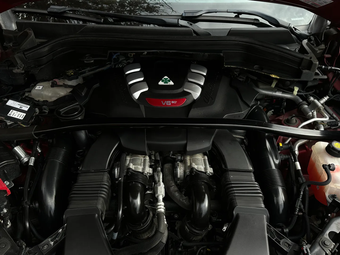 Alfa Romeo Stelvio Quadrifoglio  — photo 30
