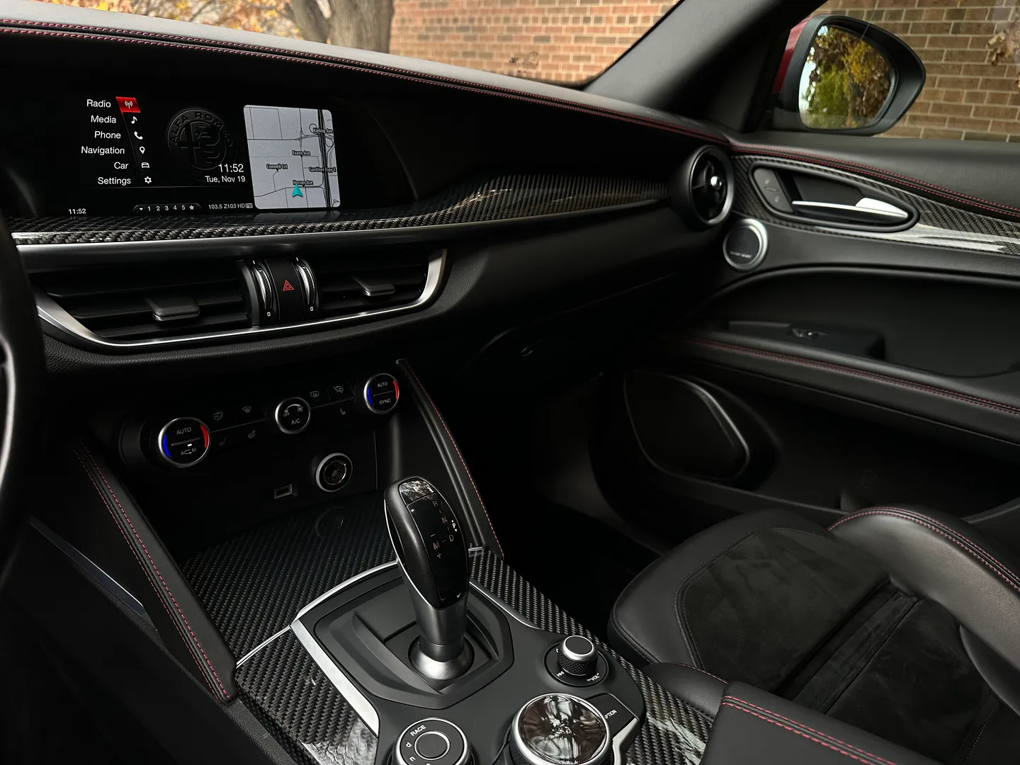 Alfa Romeo Stelvio Quadrifoglio  — photo 43