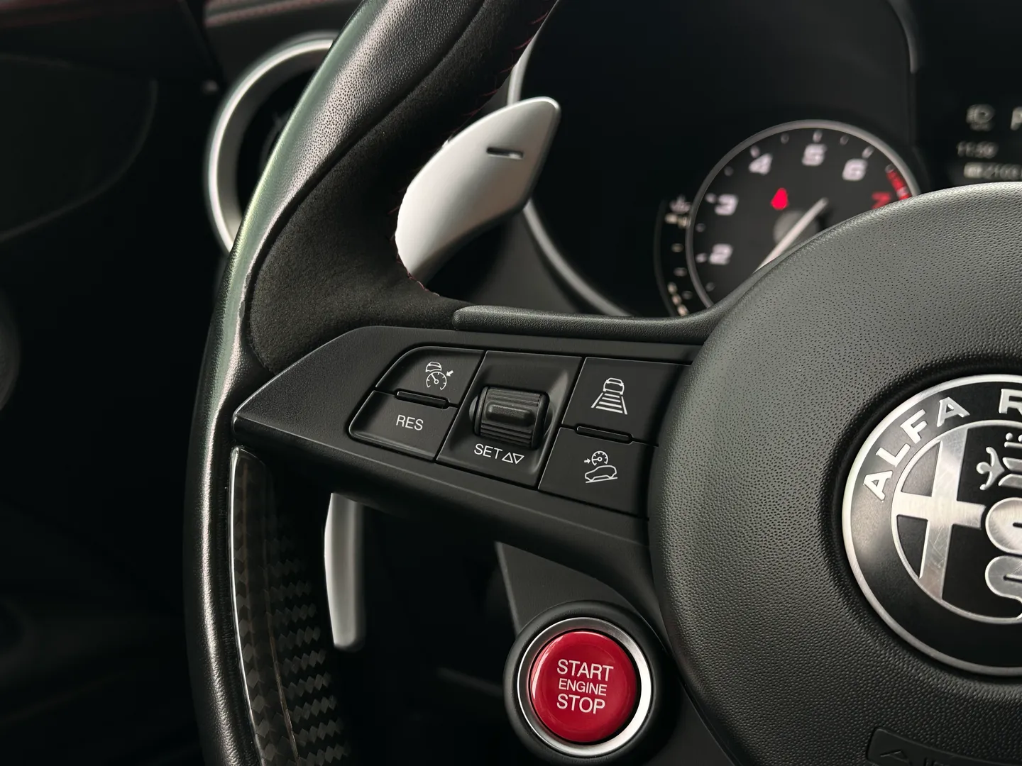 Alfa Romeo Stelvio Quadrifoglio  — photo 71