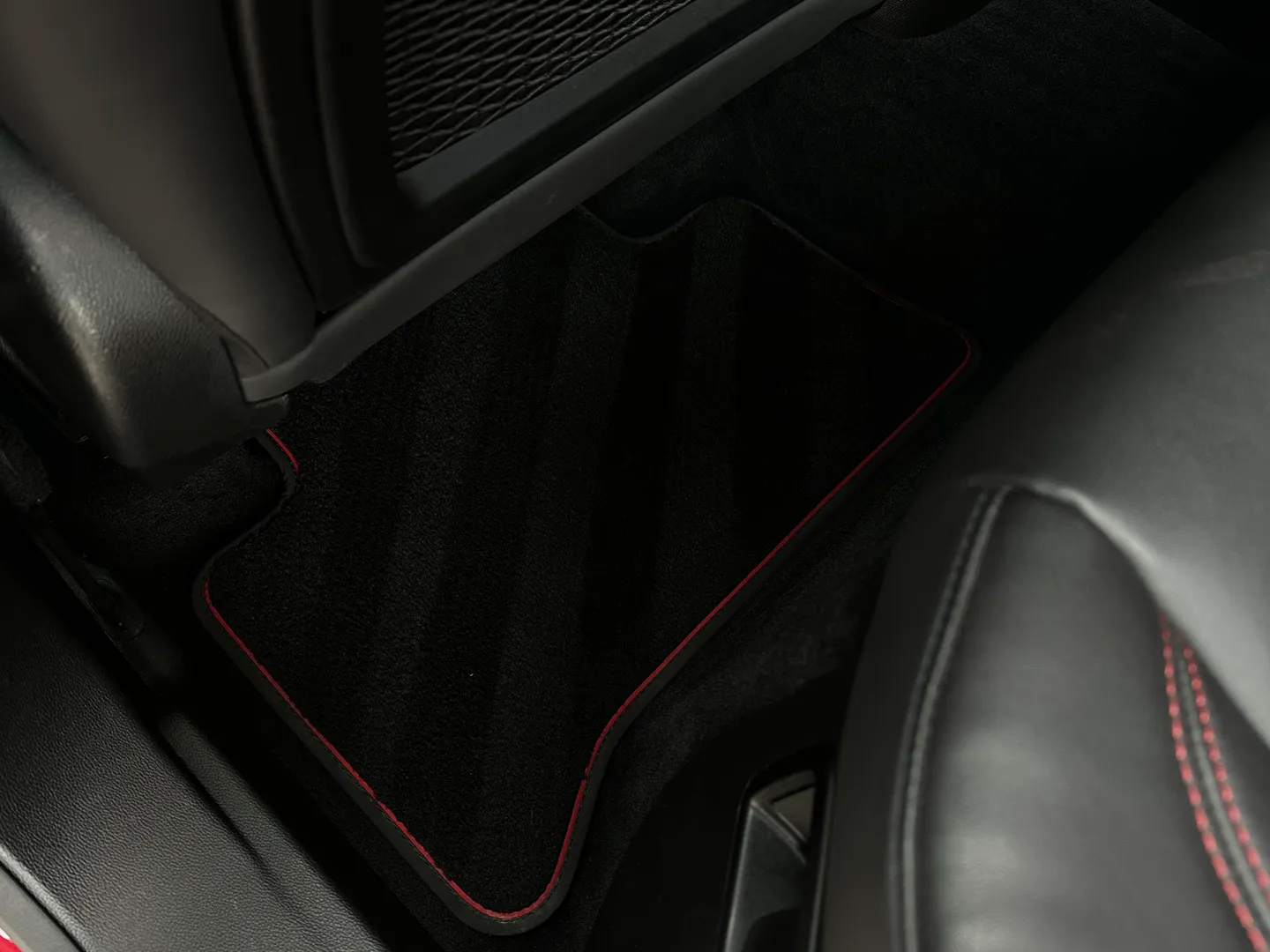Alfa Romeo Stelvio Quadrifoglio  — photo 82