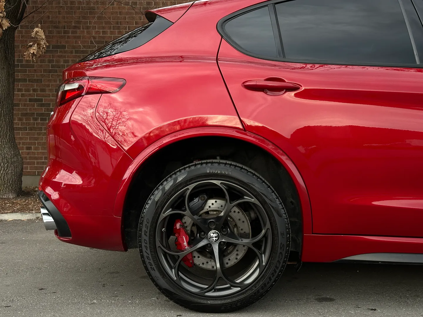 Alfa Romeo Stelvio Quadrifoglio  — photo 87