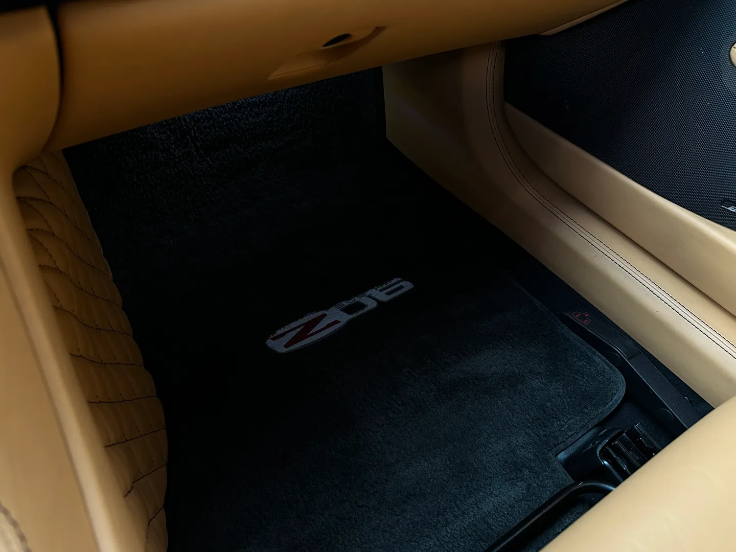 Chevrolet Corvette Z06 Caravaggio  — photo 52