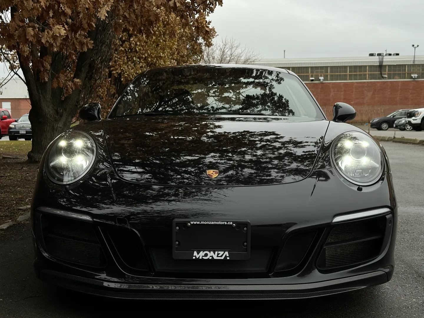 Porsche 911 Carrera GTS Coupe — photo 4
