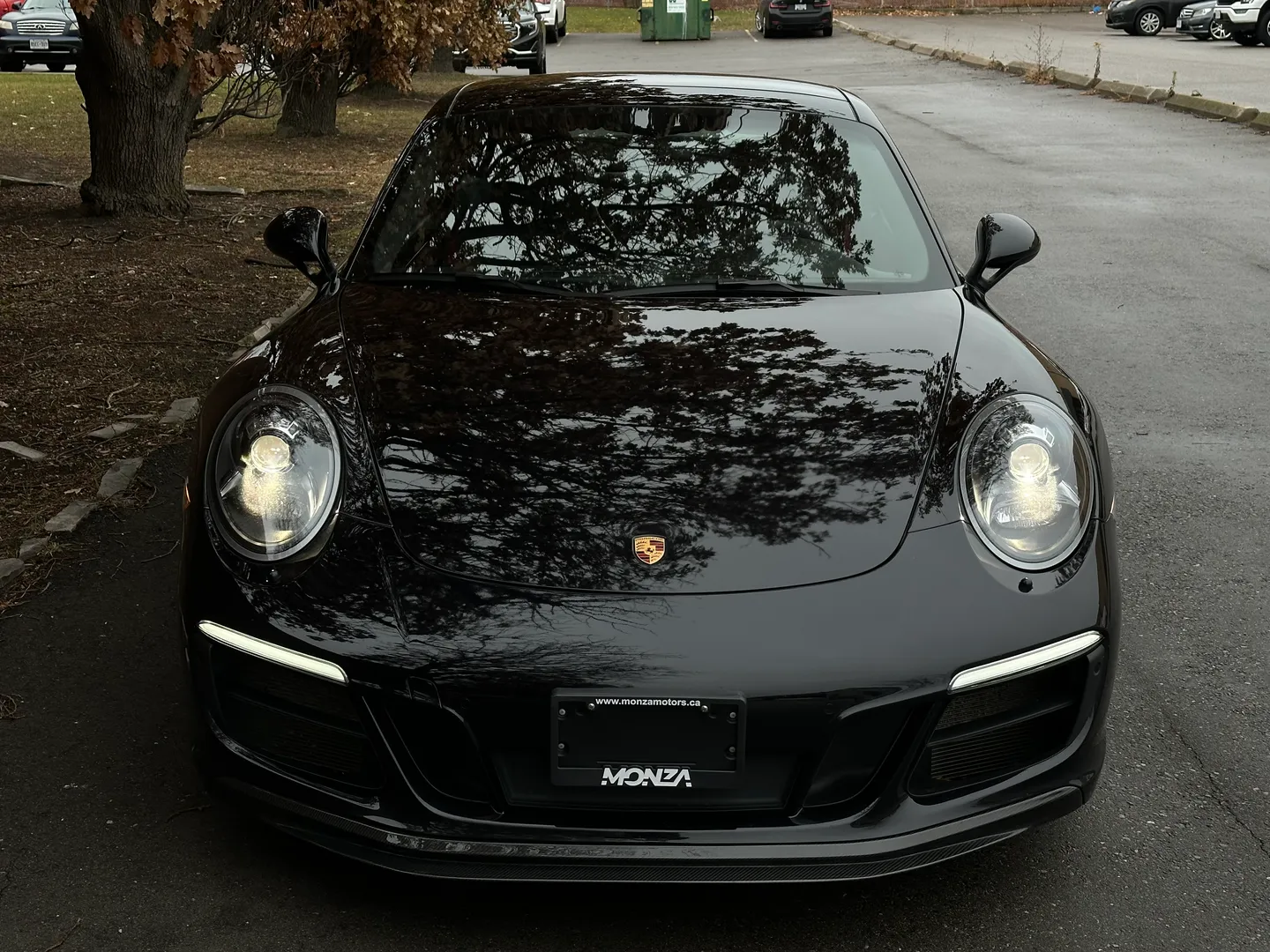 Porsche 911 Carrera GTS Coupe — photo 3