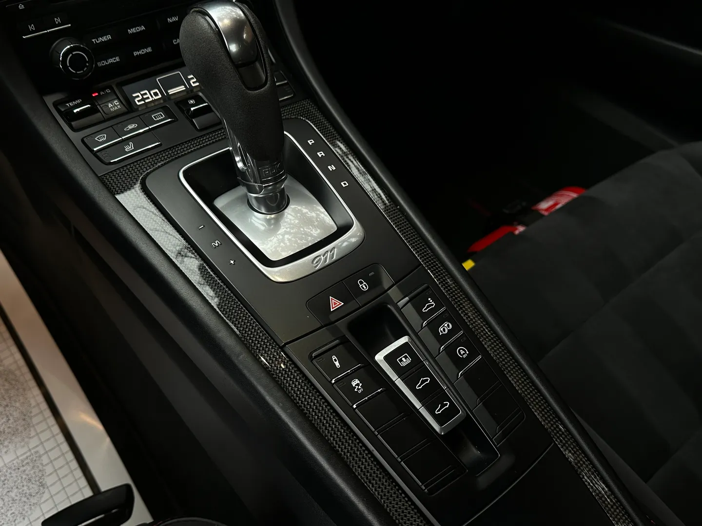 Porsche 911 Carrera GTS Coupe — photo 44