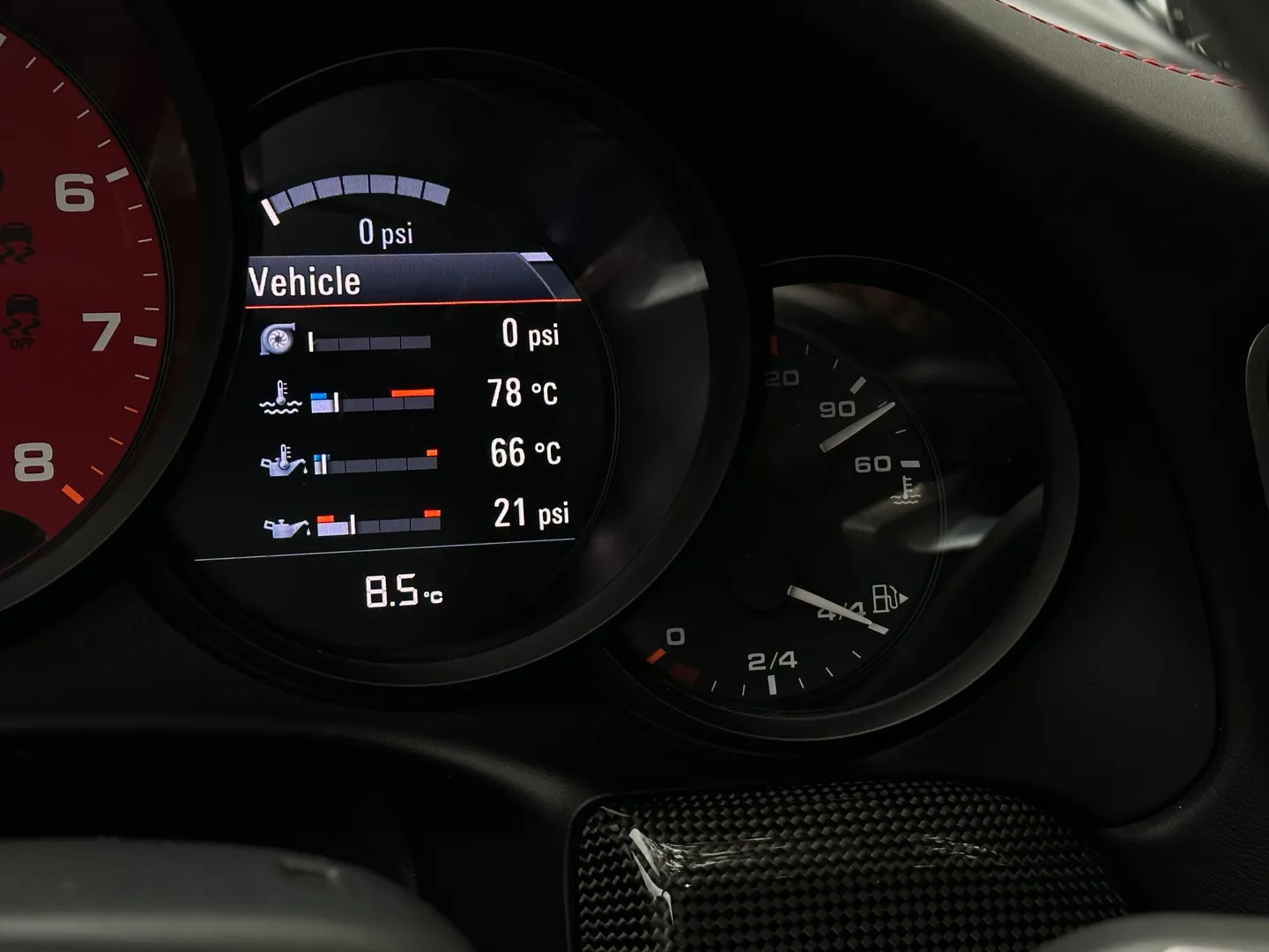 Porsche 911 Carrera GTS Coupe — photo 79