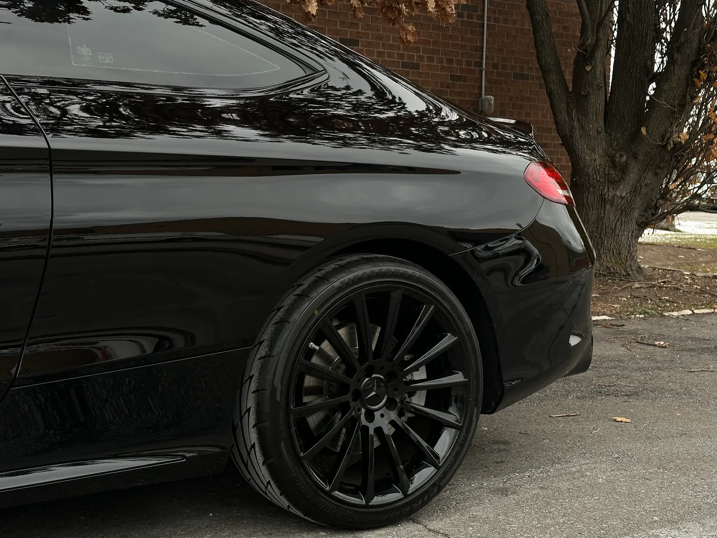 Mercedes Benz C43 AMG Coupe  — photo 13