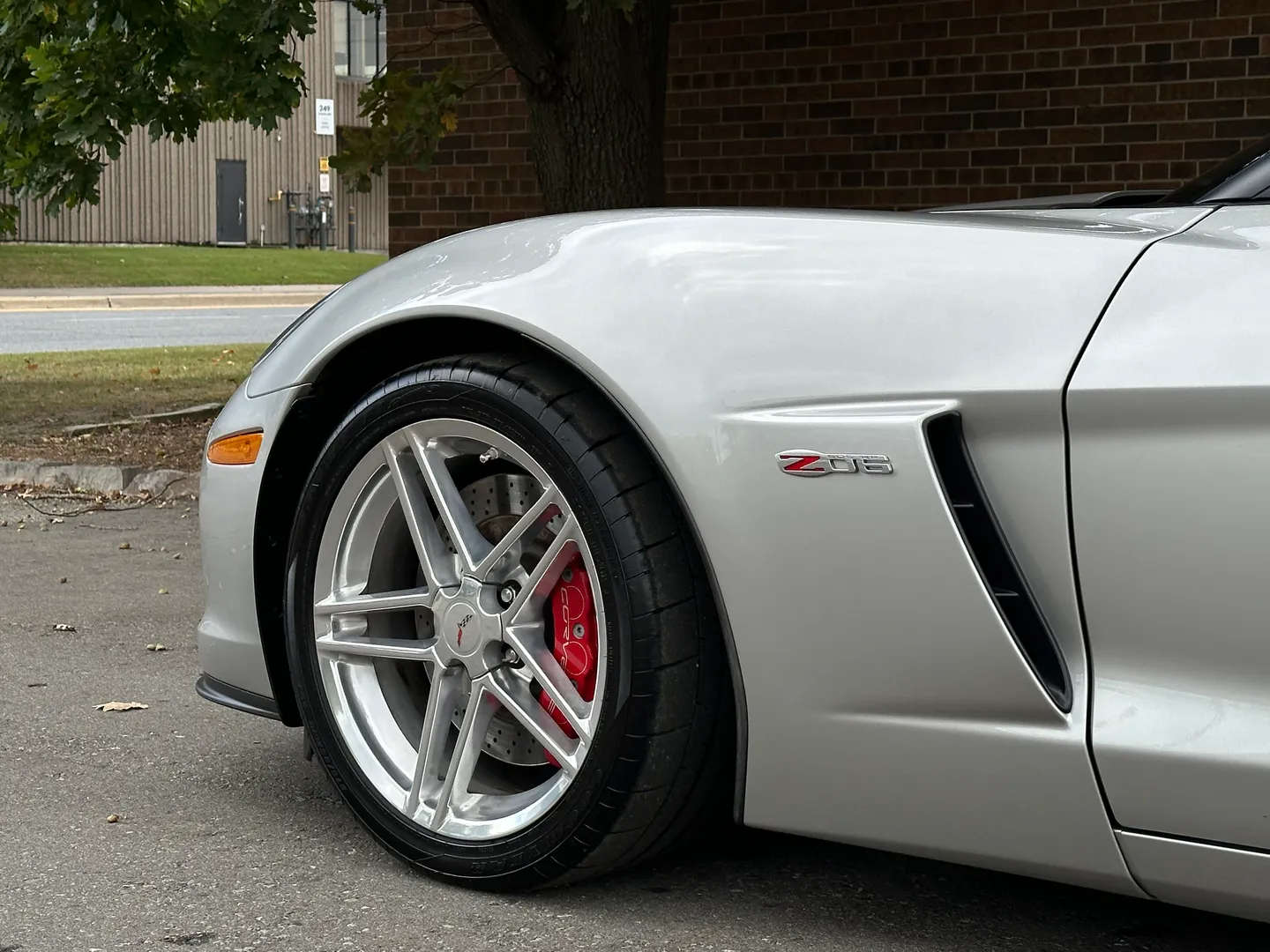 Chevrolet Corvette Z06  — photo 11