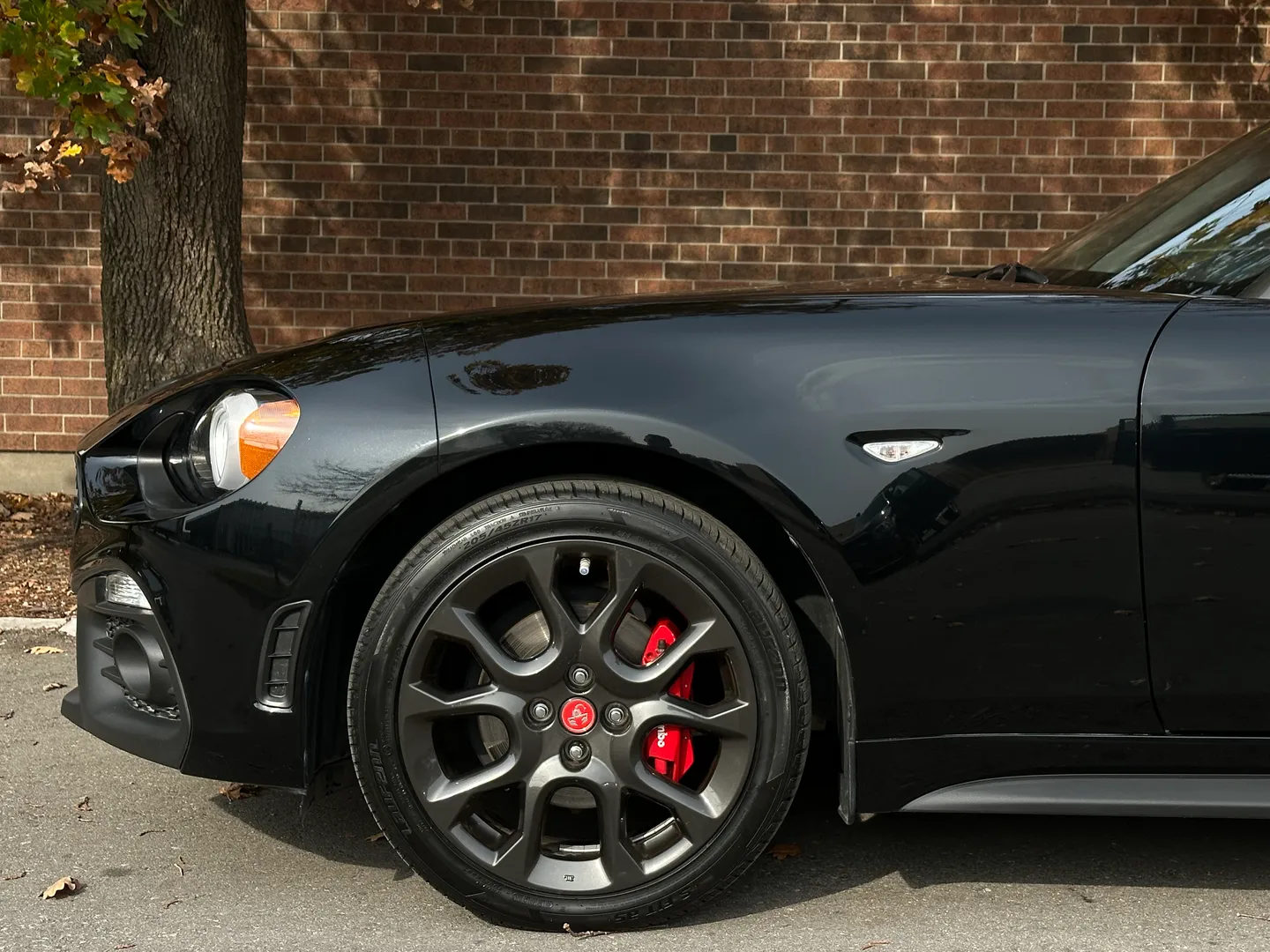 Fiat 124 Spider Abarth 6 Speed Manual — photo 9