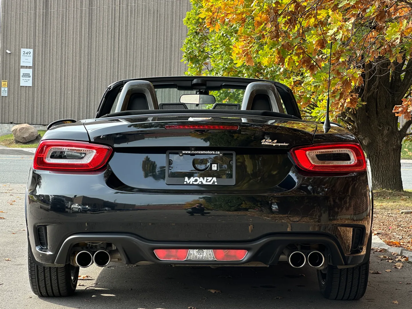 Fiat 124 Spider Abarth 6 Speed Manual — photo 18
