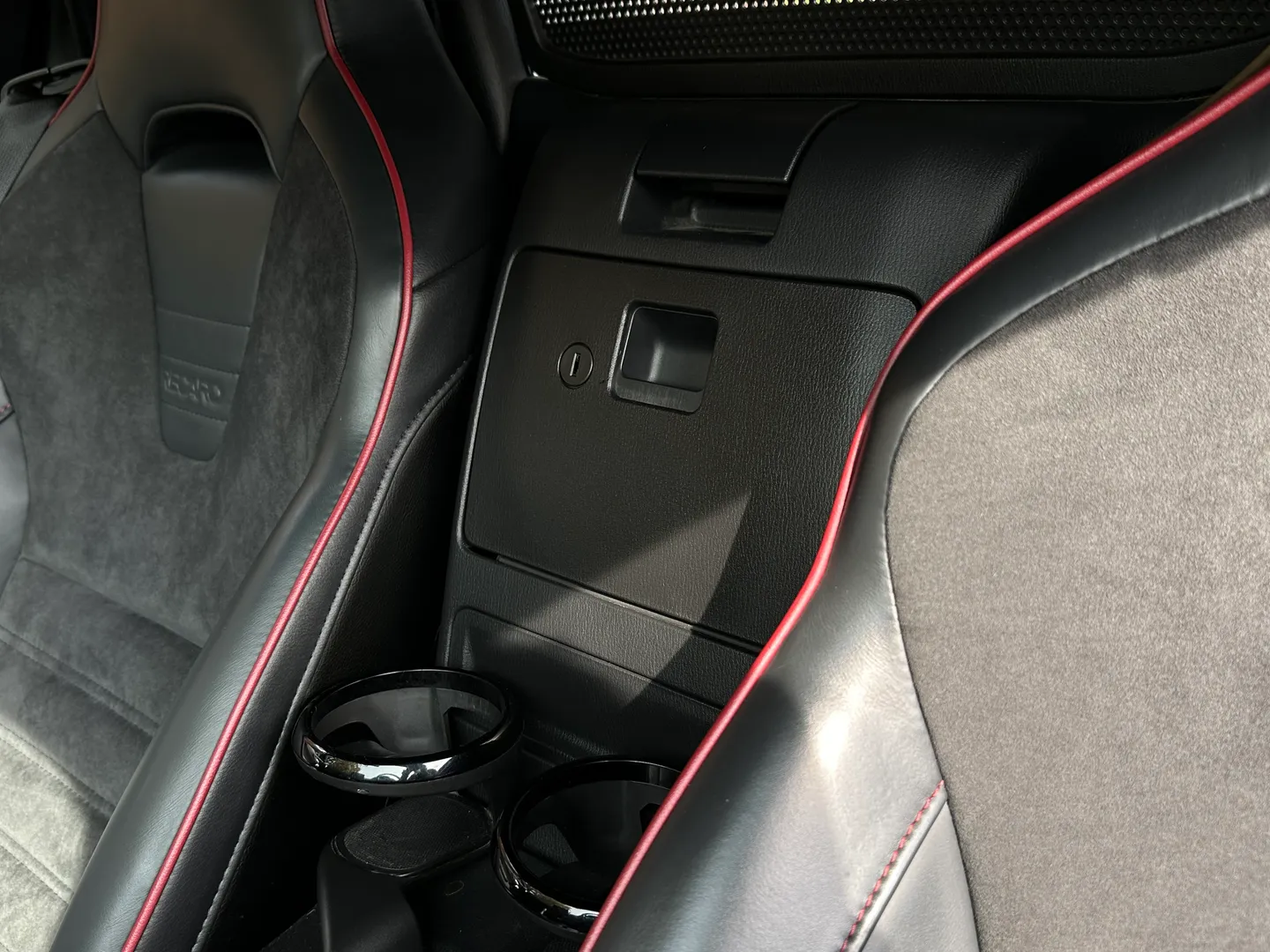 Fiat 124 Spider Abarth 6 Speed Manual — photo 38