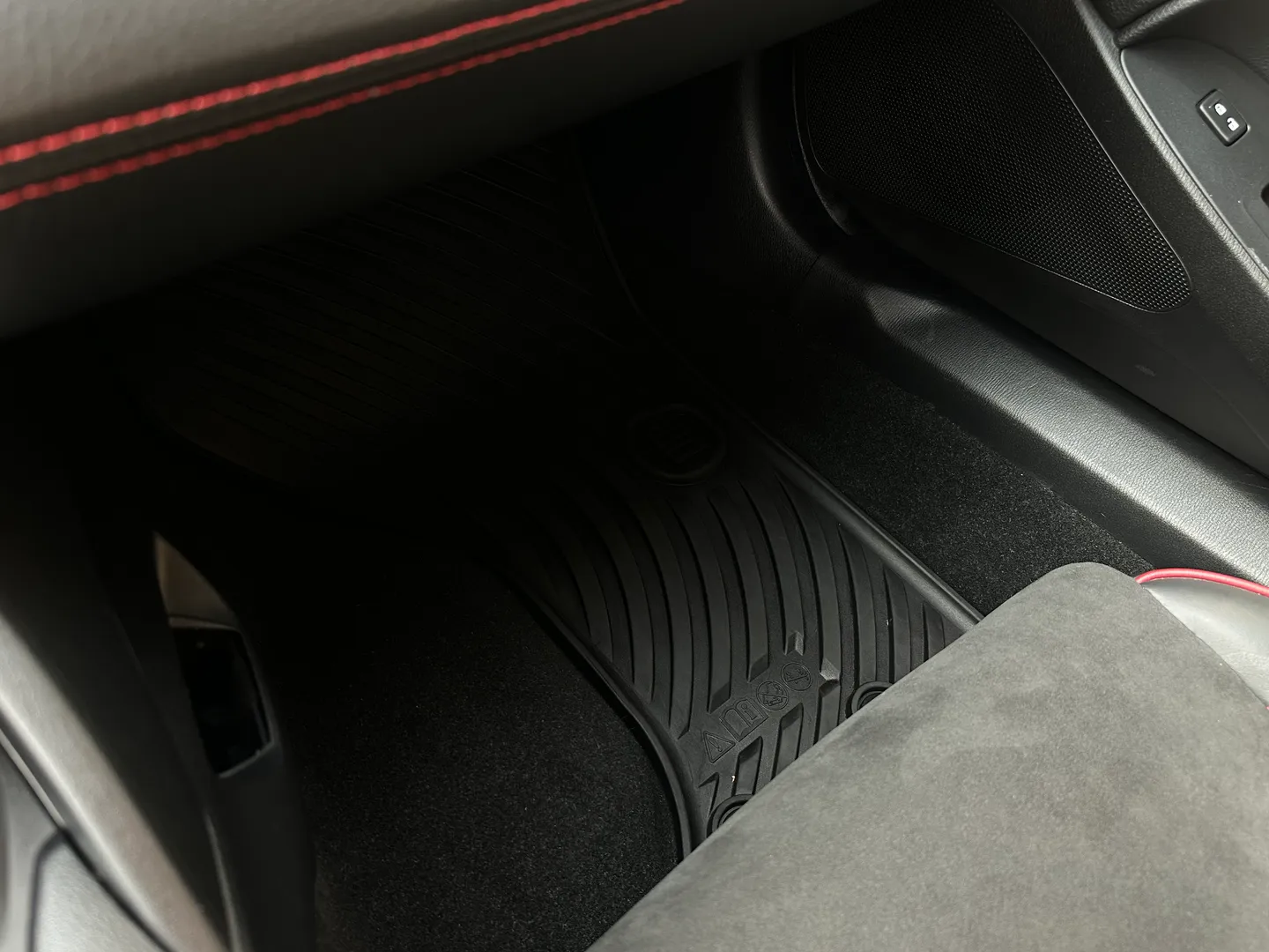 Fiat 124 Spider Abarth 6 Speed Manual — photo 52