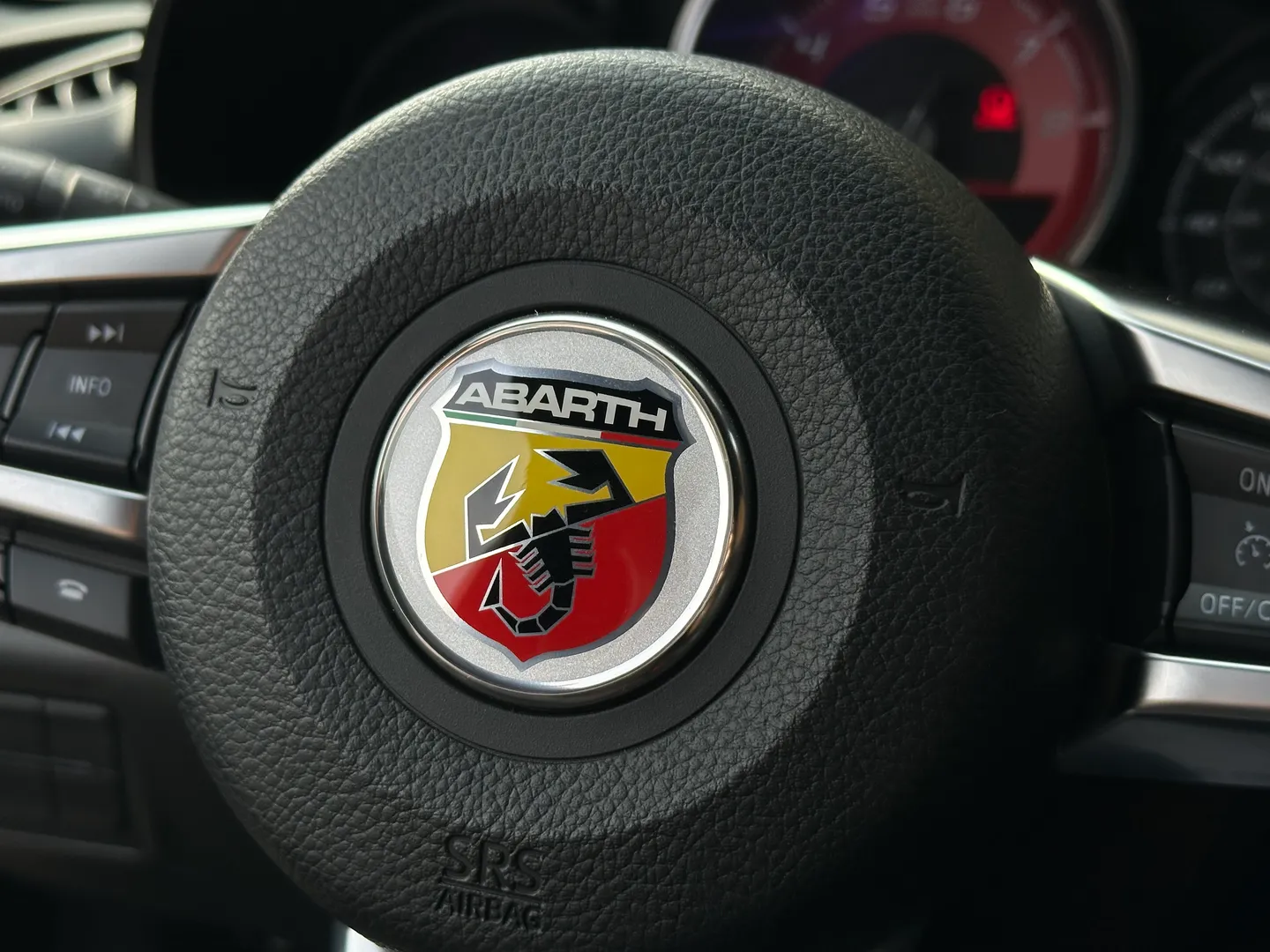 Fiat 124 Spider Abarth 6 Speed Manual — photo 62