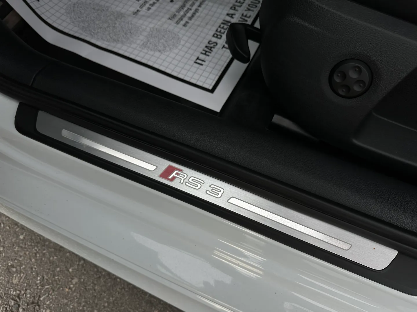Audi RS3  — photo 32