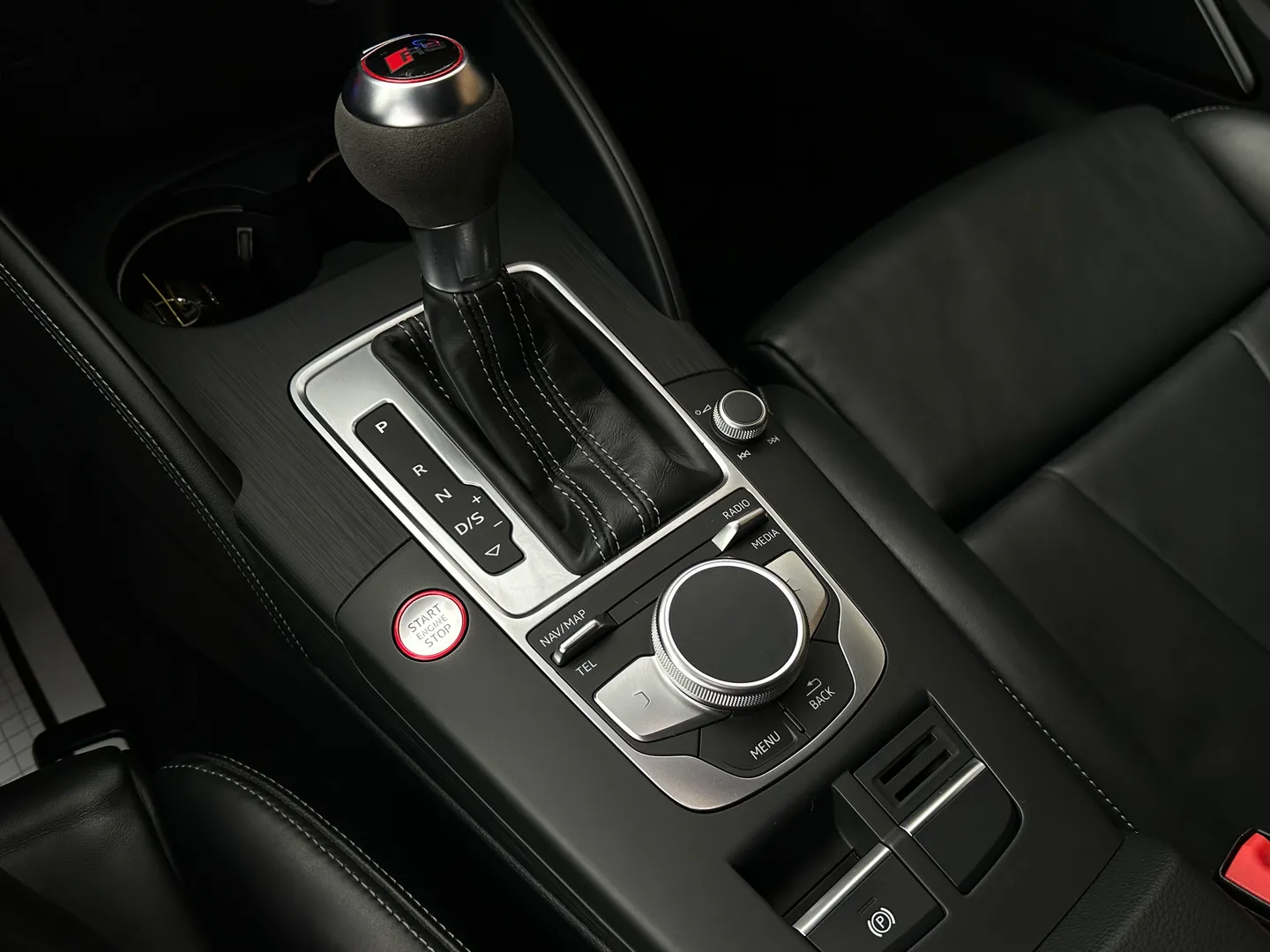 Audi RS3  — photo 38
