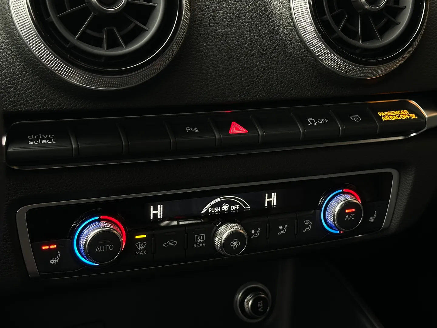Audi RS3  — photo 43