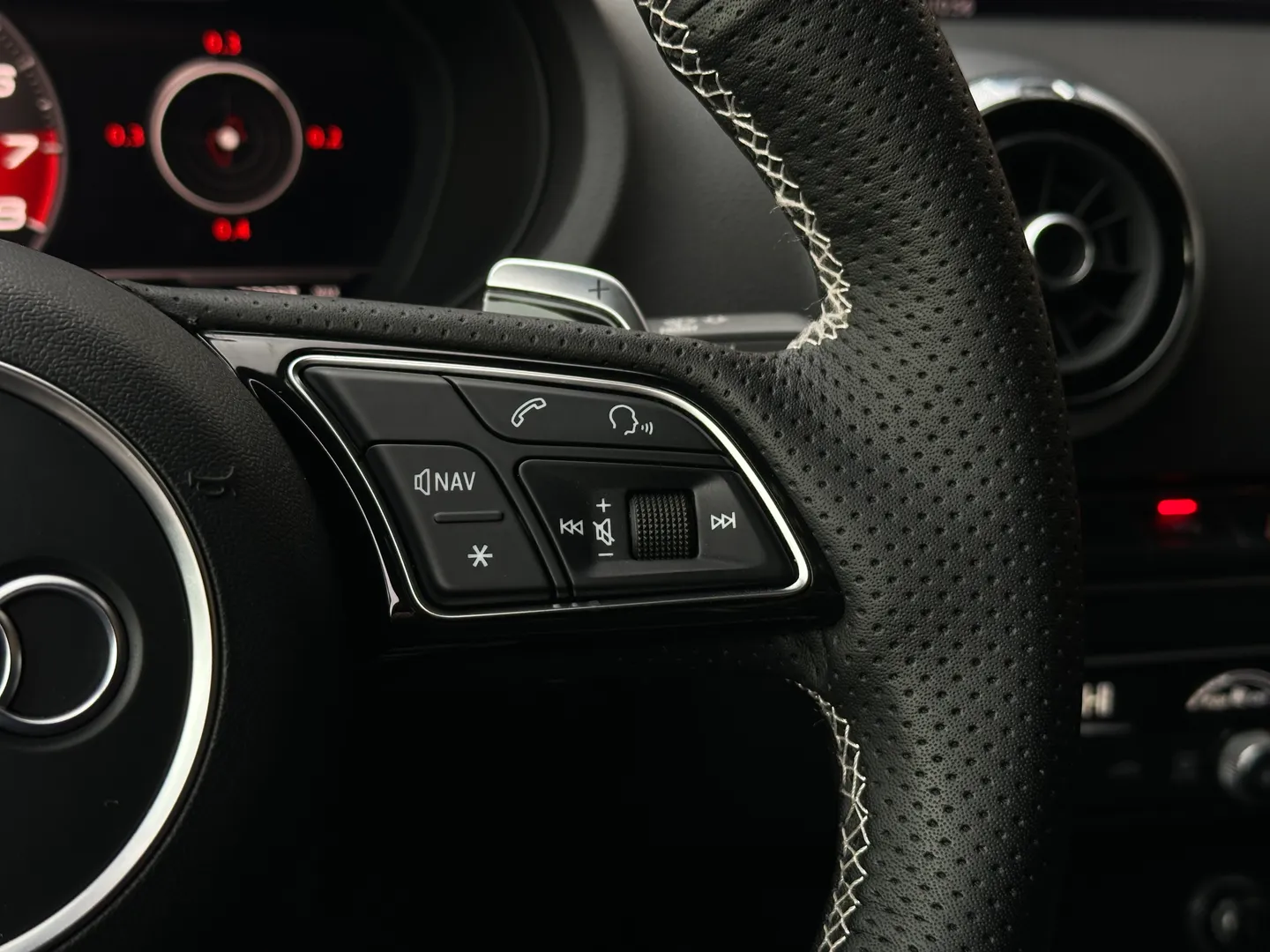 Audi RS3  — photo 63