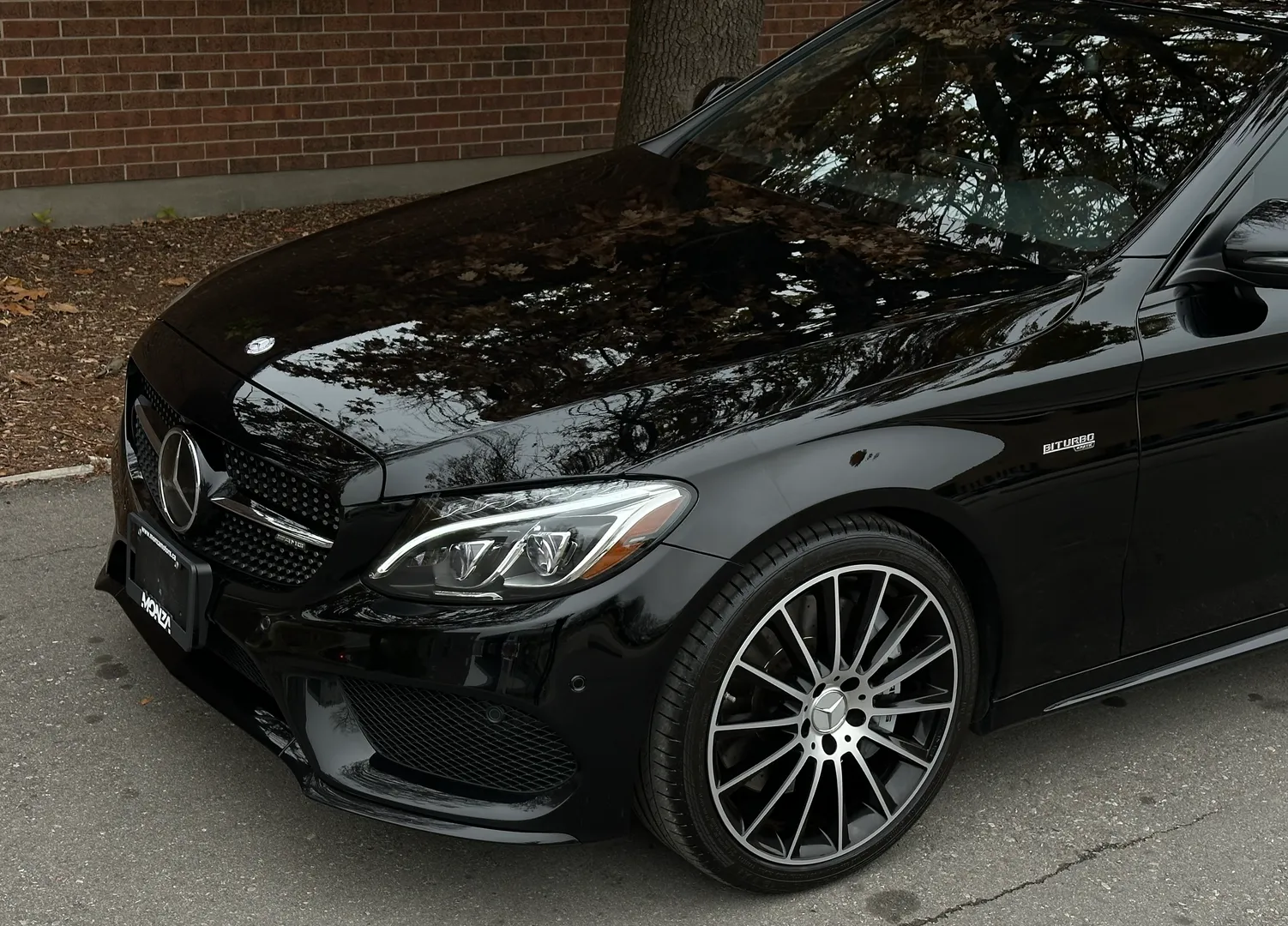 Mercedes Benz C43 AMG Sedan — photo 7