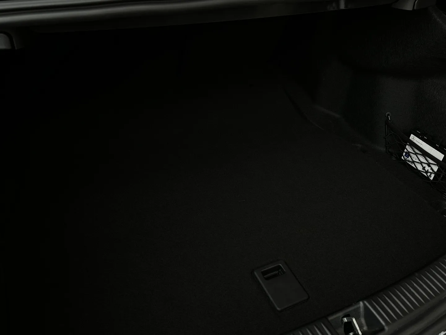 Mercedes Benz C43 AMG Sedan — photo 26