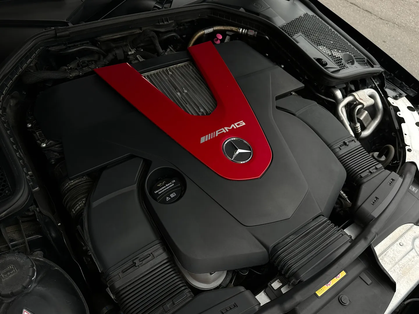 Mercedes Benz C43 AMG Sedan — photo 29