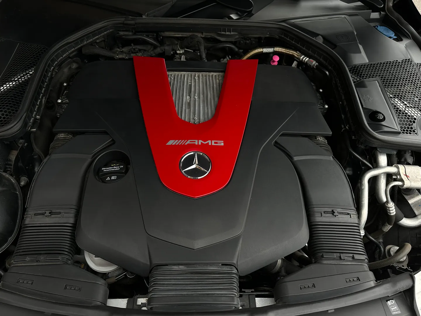 Mercedes Benz C43 AMG Sedan — photo 30