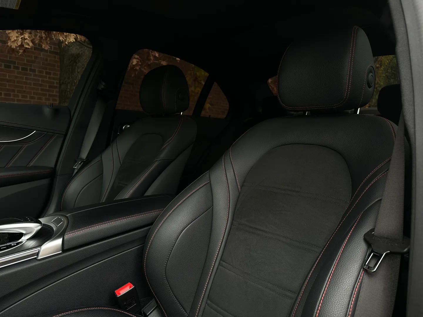 Mercedes Benz C43 AMG Sedan — photo 34